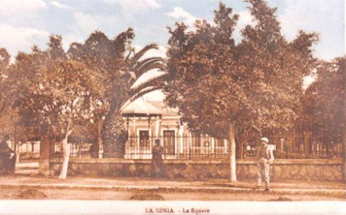 LA PLACE ET LA MAIRIE