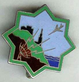 INSIGNES ET HABILLEMENT