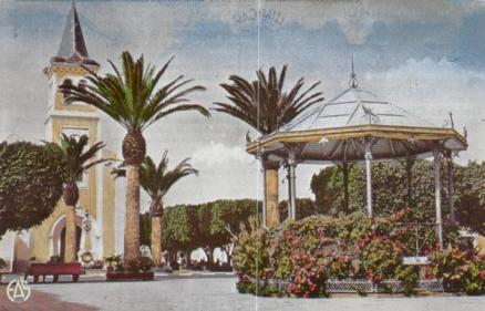 LA PLACE ET LE KIOSQUE